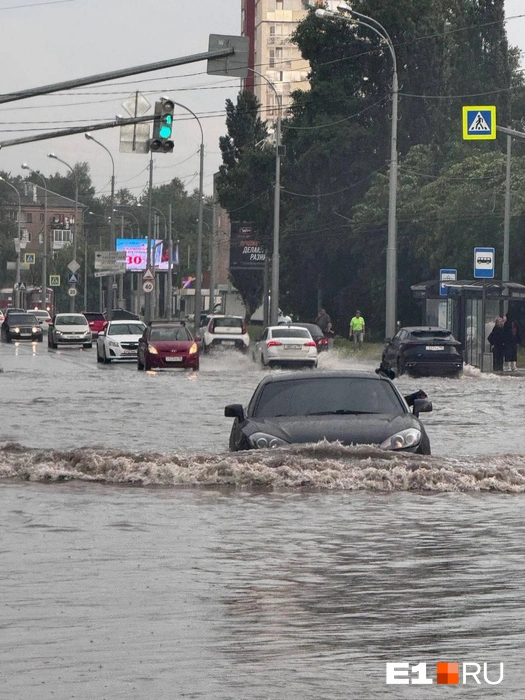 Желаем сил и терпения всем водителям | Источник: читатель E1.RU