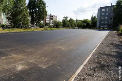 В Новых Углах обновили улицу и пять дворов