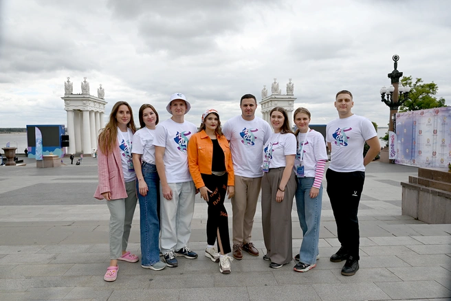 Сотрудники завода выступали в соревновательной программе номинации «Работающая молодежь» | Источник: «Красный октябрь»