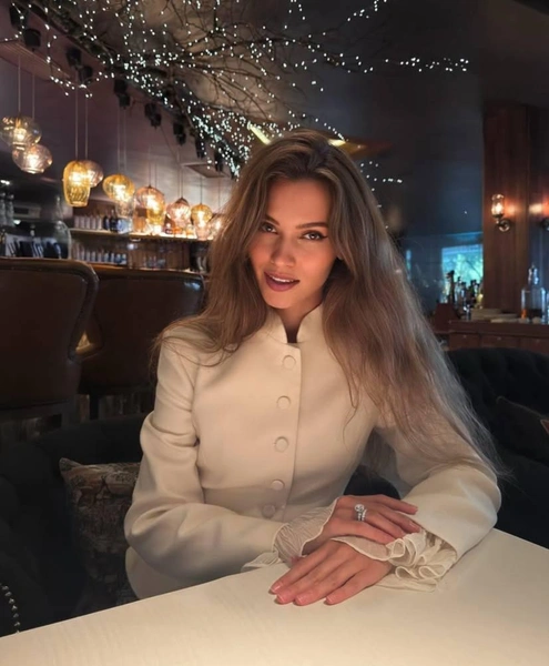 Ксения Александрова | www.starhit.ru