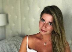 Галина Юдашкина крестила младшего сына
