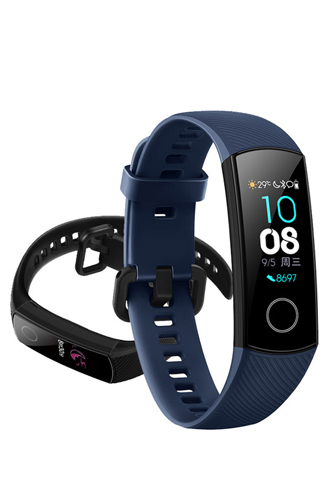 Фитнес-браслет Honor Band 4, Honor Мониторинг пульса, сна (различает 6 типов расстройства сна и предлагает рекомендации по его улучшению) и физической активности (определяет скорость, количество повторов, пройденную дистанцию и затраченные калории). Цветной сенсорный экран AMOLED с диагональю 0,95 дюйма: сделан из стекла 2.5D и устойчив к царапинам и ударам. Синхронизируется с телефоном, позволяя читать сообщения и видеть входящие вызовы.
Цена: 4490 ₽
Где купить: shop.huawei.ru (с 28 октября 2018 года)