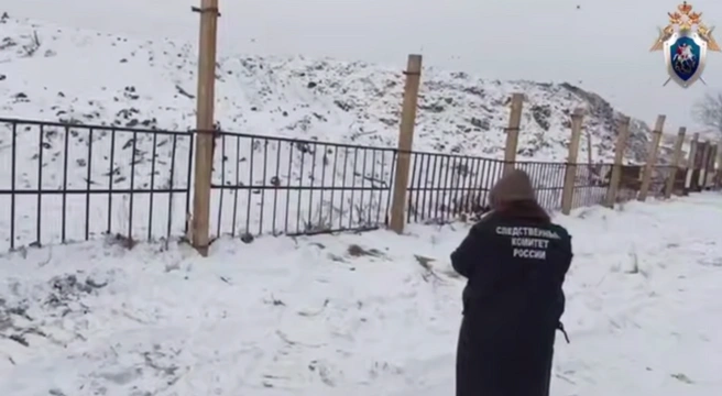 Растерзали и не подпускали к телу. В Братске от укусов собак погиб сотрудник полигона ТБО | Источник: «Следком38» / Telegram