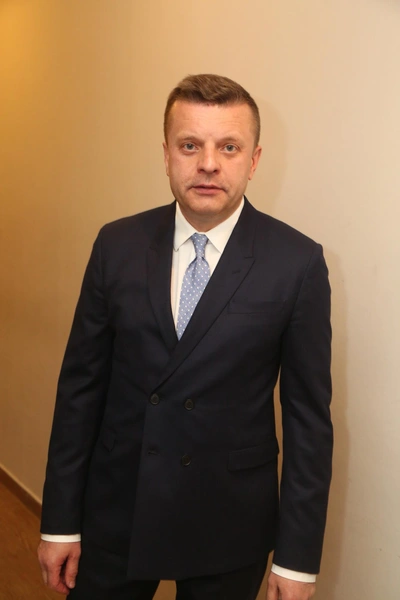 Леонид Парфенов | www.starhit.ru