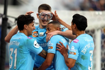 Победа Зенита над Спартаком: два пенальти и маска Соболева