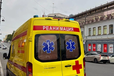 Атака БПЛА в Климовске: погиб мужчина, сгорели машины