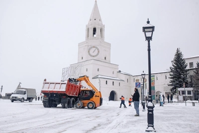 Метшин критикует борьбу с машинами, мешающими уборке снега