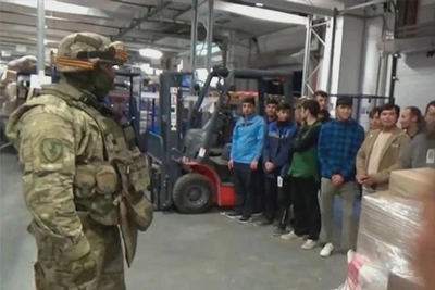 В ЕАО росгвардейцы и полиция выявили 67 нарушителей среди мигрантов