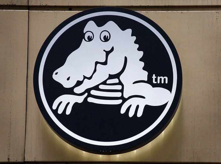 Знаменитый логотип компании