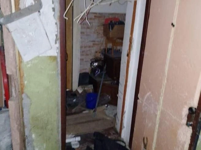 Почти два года назад наримановцев убеждали, что их вещи будут в целости и сохранности | Источник: жители Нариманова