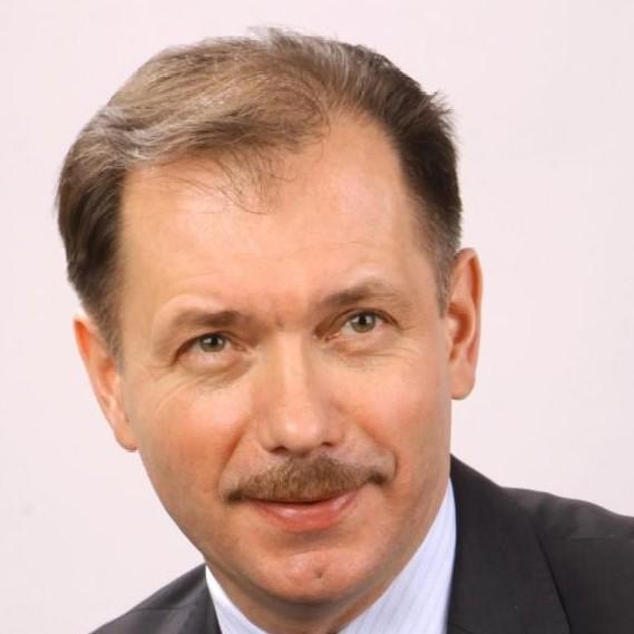 <p>Павел Кручинский </p>