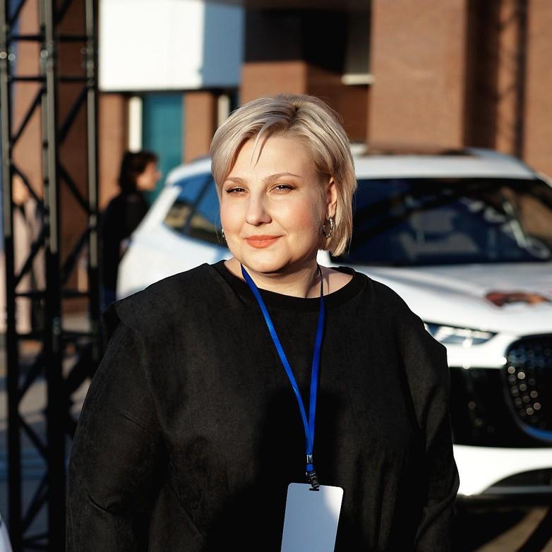 Елена Познахарева
