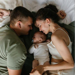 Вопрос психологу: «Где должен спать грудничок — с родителями или в отдельной комнате?»