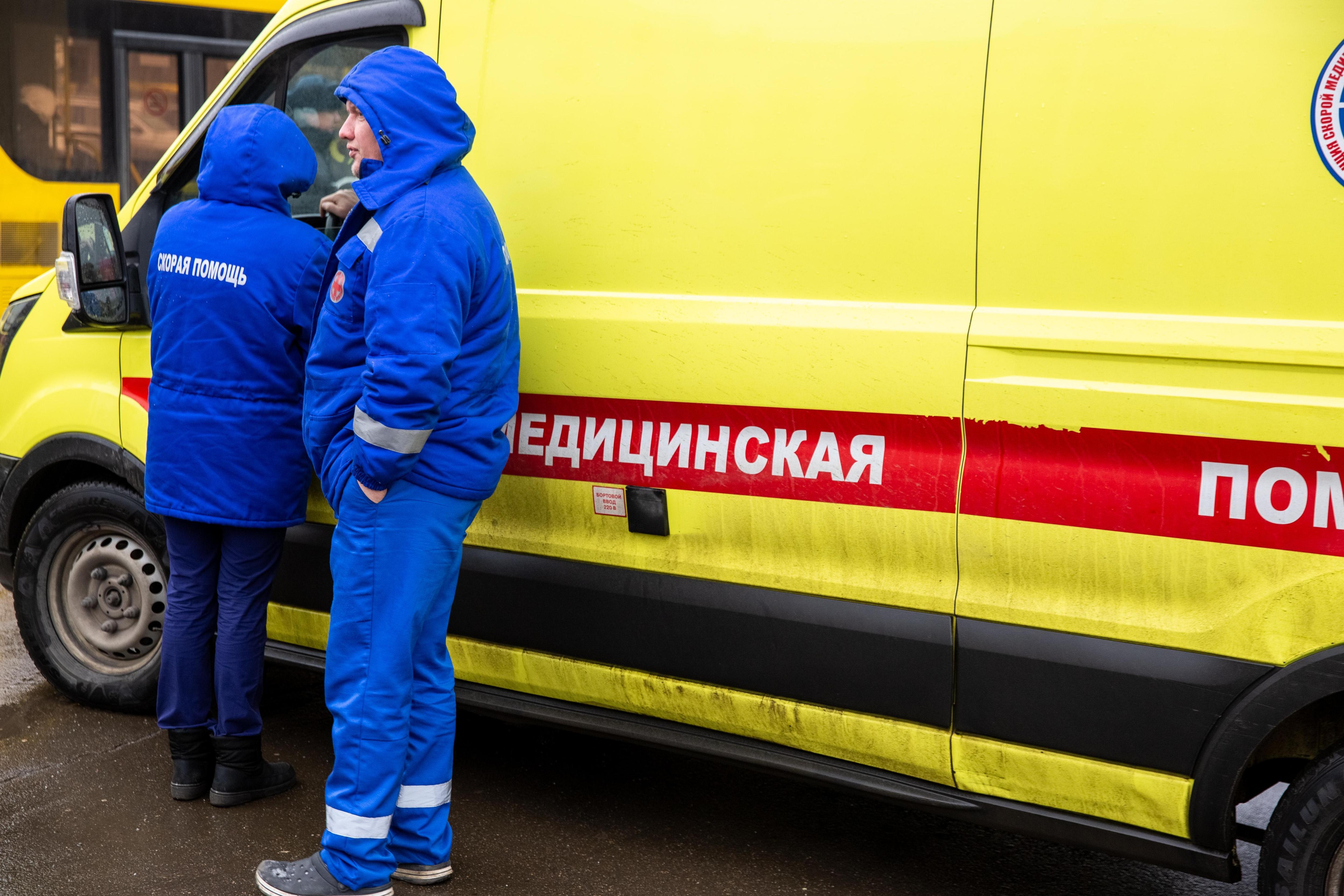 Авто высокопоставленного военного взорвалось в Санкт-Петербурге: мужчина погиб, а его жене оторвало ноги