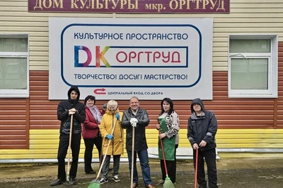 Фрунзенский район присоединился к городскому субботнику