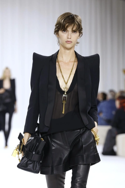 Balmain весна-лето 2025 | woman.ru