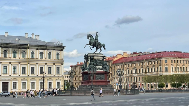 Кабинет графики и домашняя галерея: увидеть Петербург по-новому за два дня