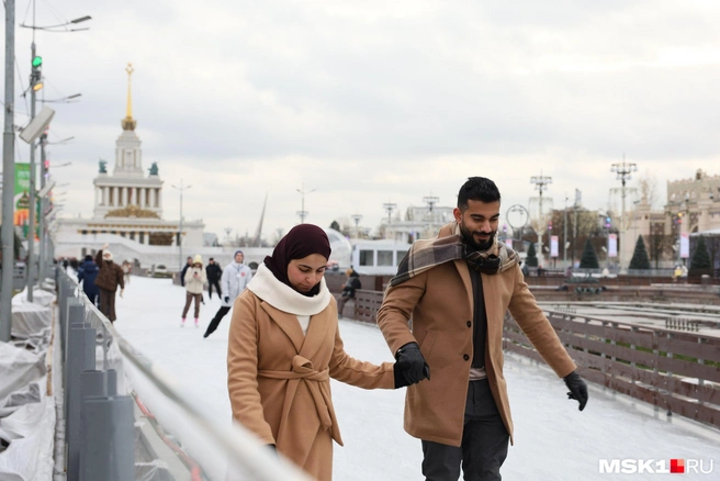 Ноябрь 2025 года стал одним из самых теплых в Москве | Источник: Артем Устюжанин / MSK1.RU
