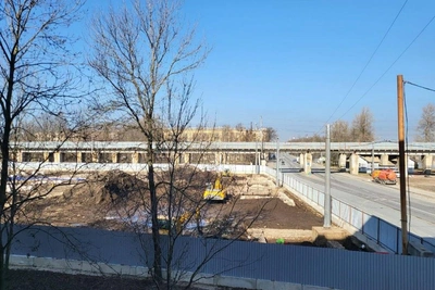 Фундаменты старинных домов найдены в Стеклянном городке