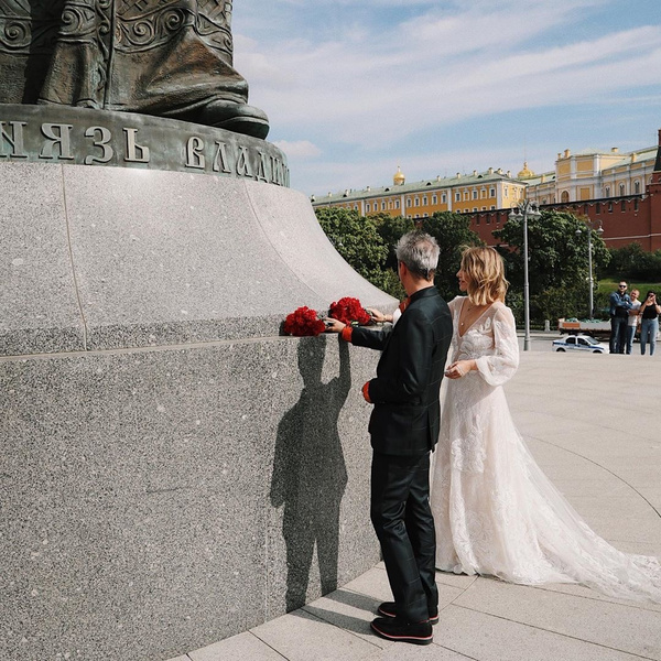 Катафалк, карета, проблемы с ГИБДД, венчание: как прошла свадьба Ксении Собчак и Константина Богомолова