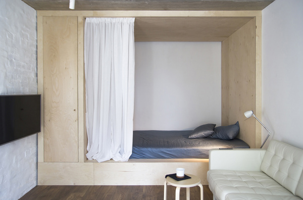 Кровать за занавеской: 35 примеров из реальных интерьеров | myDecor