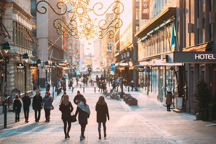 Одна страна девятый год подряд становится самой счастливой в мире. Угадаете, какая?