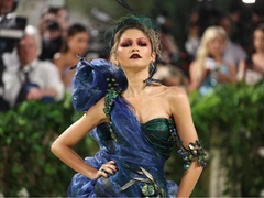 Первый за последние пять лет выход Зендеи на Met Gala обернулся провалом — подвело платье