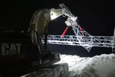 Chibis: Work on Installing Main Power Line Supports Continues