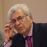 <p>Евгений Ямбург</p>