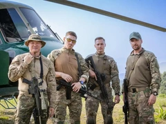 Мужчины, долг и близкие: о чем рассказывает сериал «Спецы»