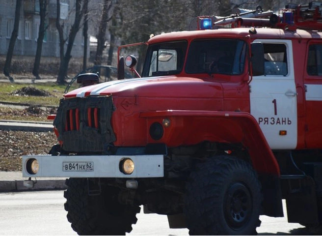 На пожаре под Рязанью пострадал мужчина | ya62.ru