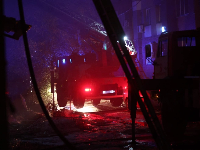 Из горящего дома эвакуировались 21 человек | Источник: Фото