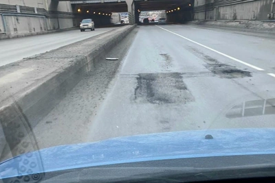 Дорога в тоннеле «Сталинград» в Волгограде вновь опасна из-за ям