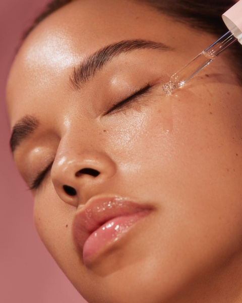 «Облачная кожа» — новый красивый бьюти-тренд в макияже на зиму 2023 ⛅️