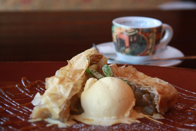 Врачи рекомендуют сократить сладкое | Источник: Станислав Соколов / NGS.RU