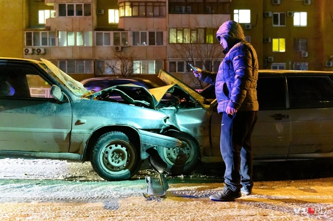 На пустой дороге 23-летний пьяный водитель устроил жесткое ДТП | Источник: Павел Мирошкин