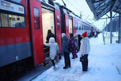Yaroslavl residents embrace city electric trains at peak hours