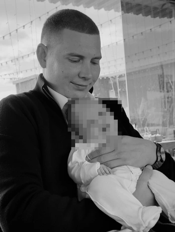На фото — Артем Солодов с сыном | Источник: Архив Ольги Солодовой