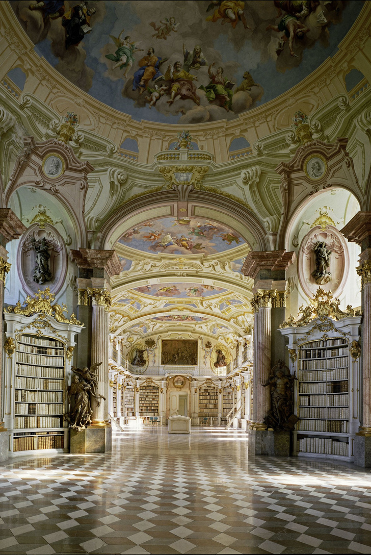 Самые потрясающие библиотеки мира (фото 5)