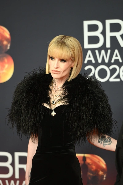 Келли Осборн | www.starhit.ru