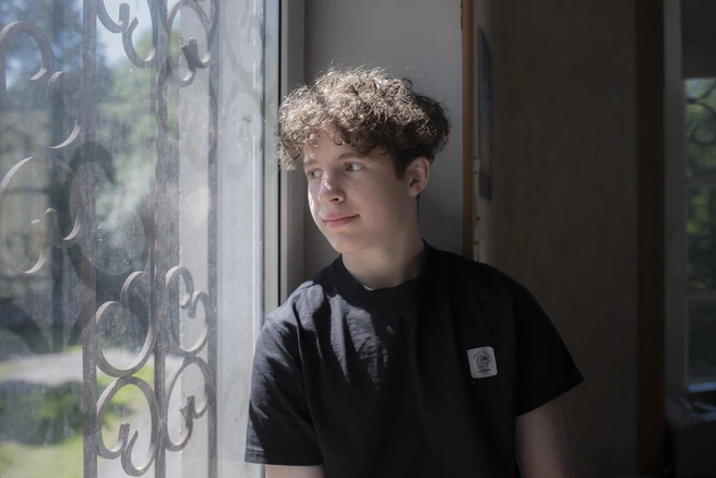 «Прерывать лечение нельзя». 17-летнему петербуржцу нужен препарат, чтобы лейкоз не вернулся | Источник: Екатерина Фёдорова / БФ «свет.дети»