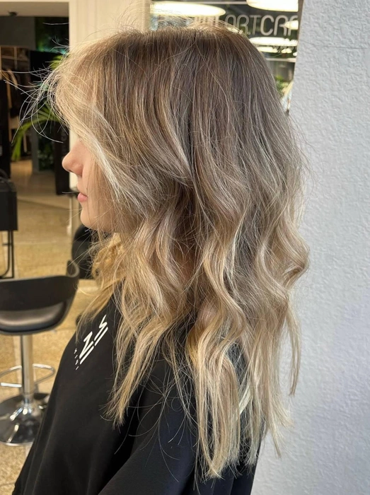 Источник: hair_color_by_polly / Instagram.com (экстремистская организация, деятельность запрещена на территории РФ)