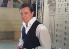 Сергей Безруков продемонстрировал отличную физическую форму