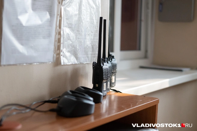 Связаться по обычной рации в городе будет проблематично | Источник: Елена Буйвол / VLADIVOSTOK1.RU