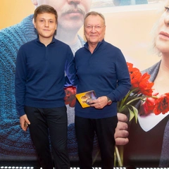 Подрос и возмужал: как выглядит 18-летний сын Сергея Шакурова