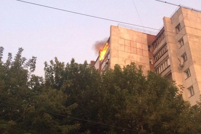 Языки пламени были видны с улицы | ufa1.ru