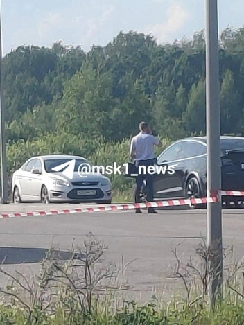 Оперативники изъяли все, что было в автомобиле Tesla Старовойта