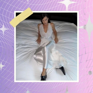 Ирина Шейк похвасталась эффектным образом со свадебным платьем и сапогами с шипами