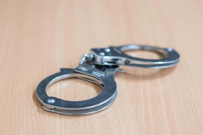 В Казани муж убил жену при трехлетнем сыне, мальчик избит