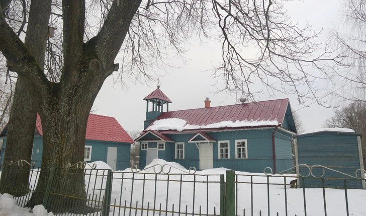 Пережили две войны и советский атеизм: прогулка по деревне староверов с уникальной архитектурой XIX века